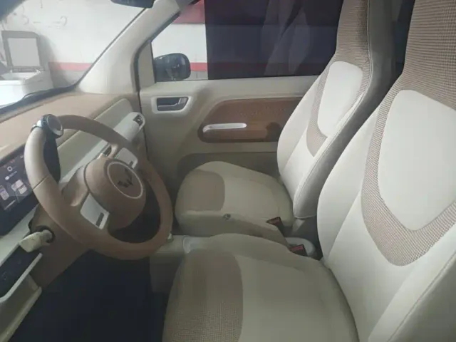 Wuling Hongguang Mini EV — Фото автомобиля 14
