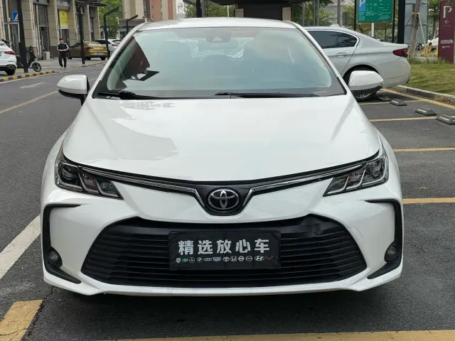 Toyota Corolla — Фото автомобиля 2