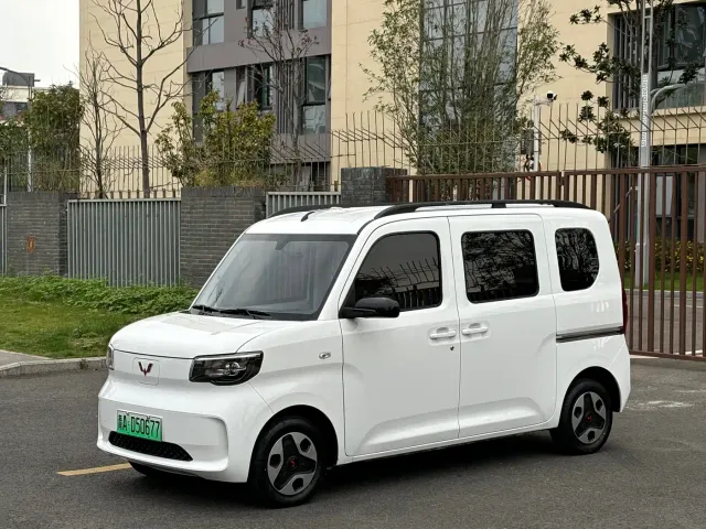 Фотография автомобиля — Wuling Zhiguang NEV
