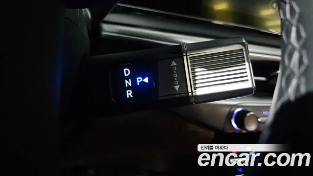 Hyundai Grandeur GN7 — Фото автомобиля 12