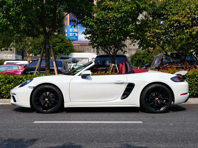 Porsche 718 — Фото автомобиля 3
