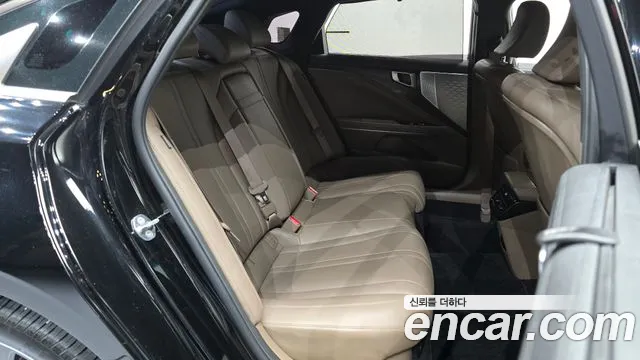 Kia K8 Hybrid — Фото автомобиля 17