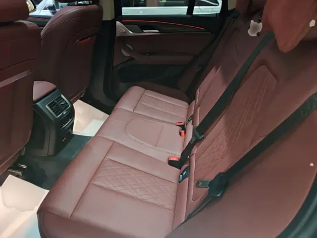 BMW X3 — Фото автомобиля 16