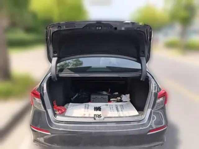 Honda Civic — Фото автомобиля 9