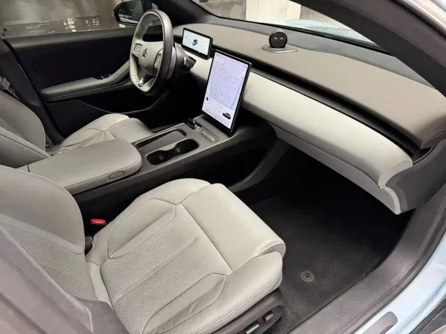 NIO NIO ET5T 2023 100kWh Touring — Фото автомобиля 18