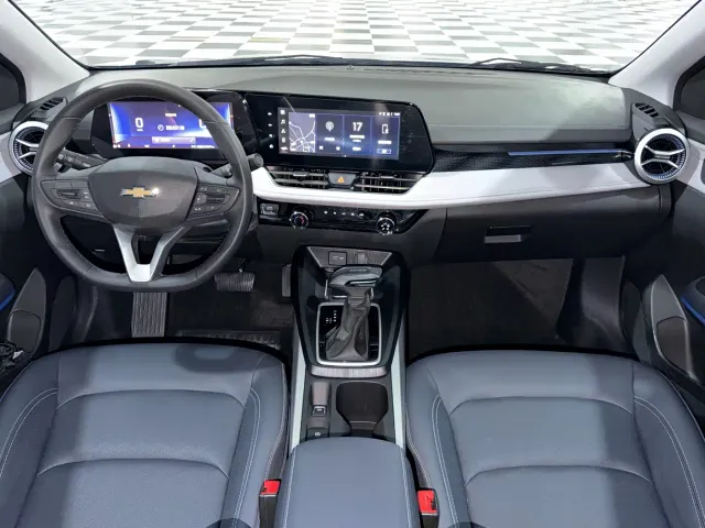 Chevrolet Monza — Фото автомобиля 6