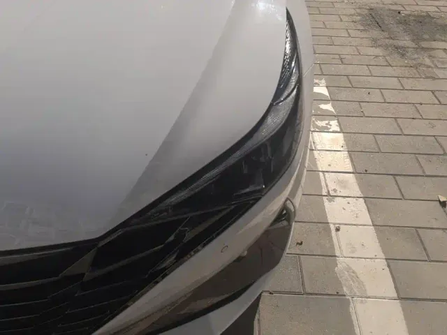 Hyundai Elantra — Фото автомобиля 5