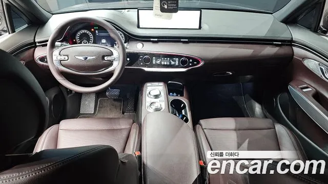 Genesis GV70 — Фото автомобиля 10
