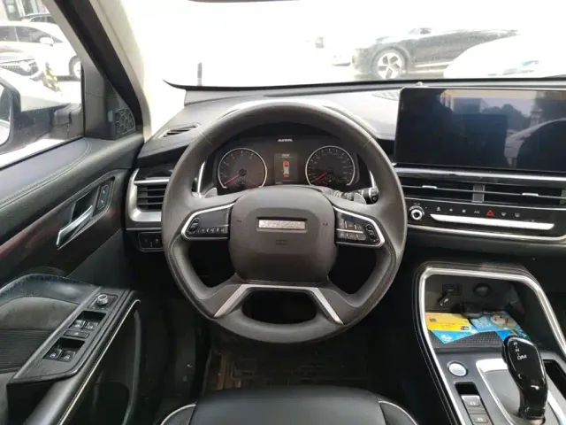 Haval H6 — Фото автомобиля 6