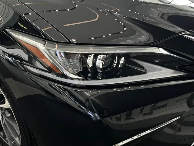 Lexus ES — Фото автомобиля 20