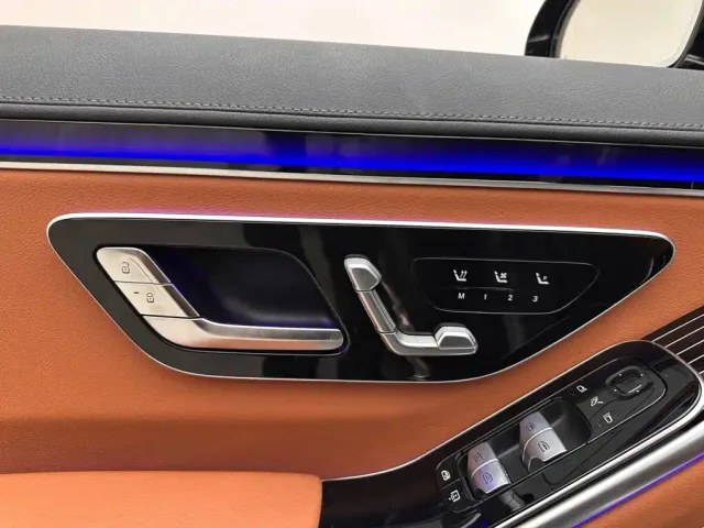 Mercedes-Benz S-Class — Фото автомобиля 15