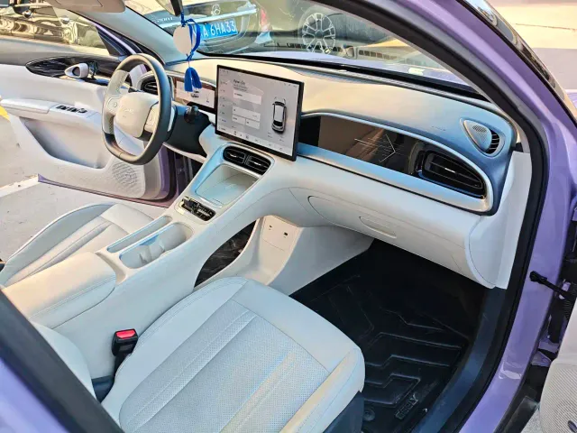 Geely Starry Wish — Фото автомобиля 9