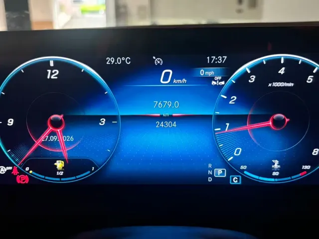 Mercedes-Benz A-Class — Фото автомобиля 10