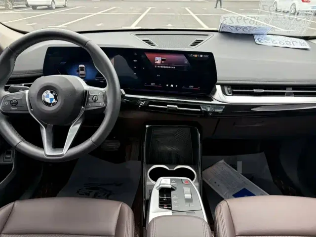 BMW X1 — Фото автомобиля 12