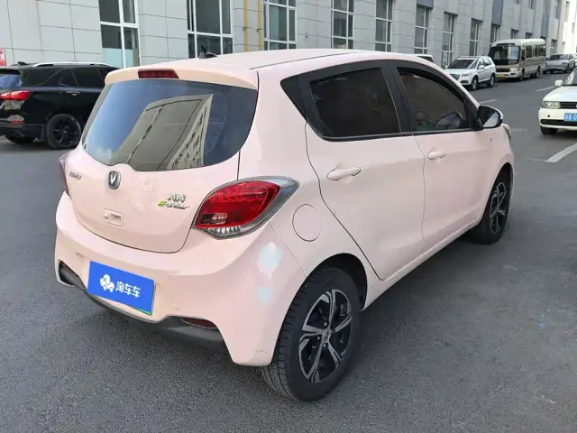 Changan Benben E-Star — Фото автомобиля 3