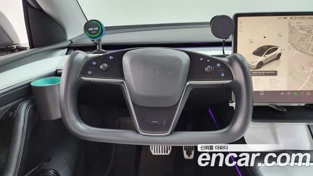 Tesla Model Y — Фото автомобиля 11