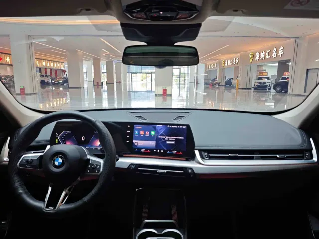 BMW X1 — Фото автомобиля 10