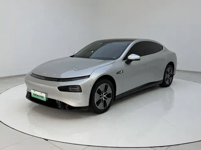 Xpeng P7 — Фото автомобиля 19
