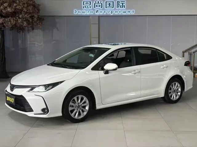 Фотография автомобиля — Toyota Corolla