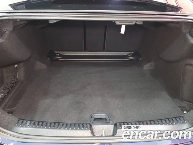 Mercedes-Benz E-Class W214 — Фото автомобиля 18