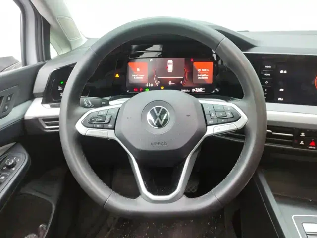 Volkswagen Golf — Фото автомобиля 15