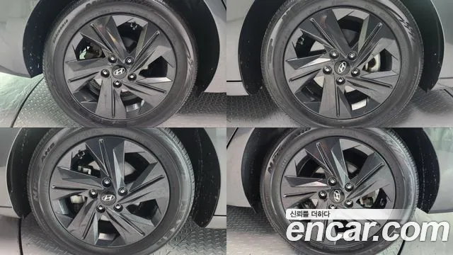 Hyundai Avante CN7 — Фото автомобиля 20