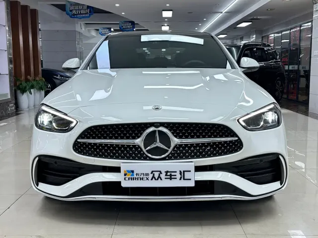 Mercedes-Benz C-Class — Фото автомобиля 2