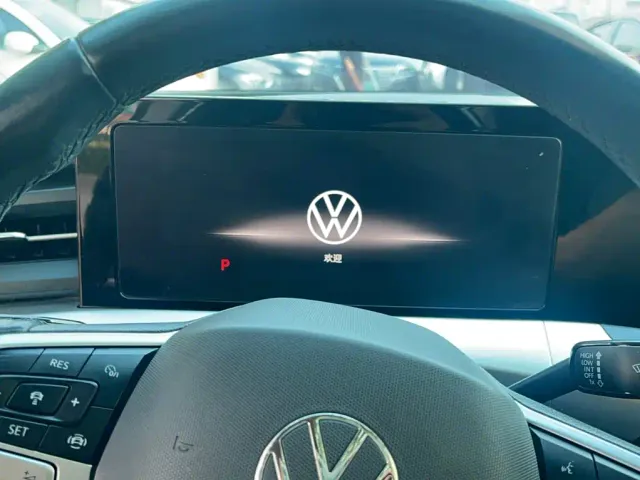 Volkswagen Lamando — Фото автомобиля 4