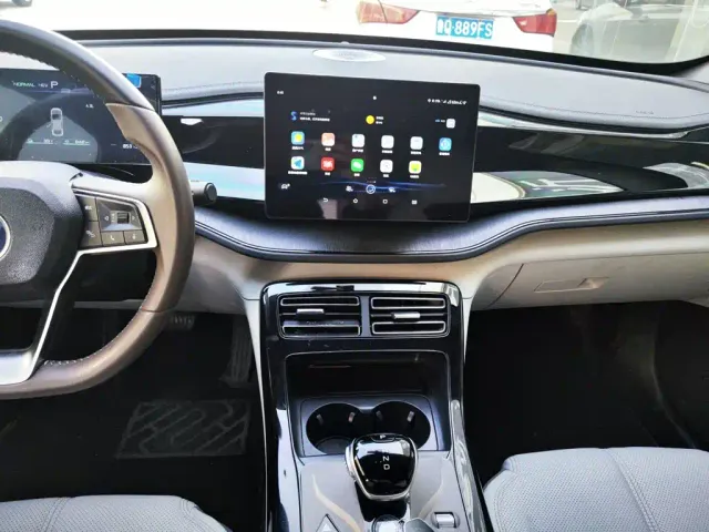 BYD Qin PLUS — Фото автомобиля 12