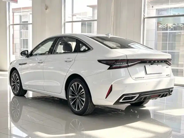 Chery Arrizo 8 — Фото автомобиля 8