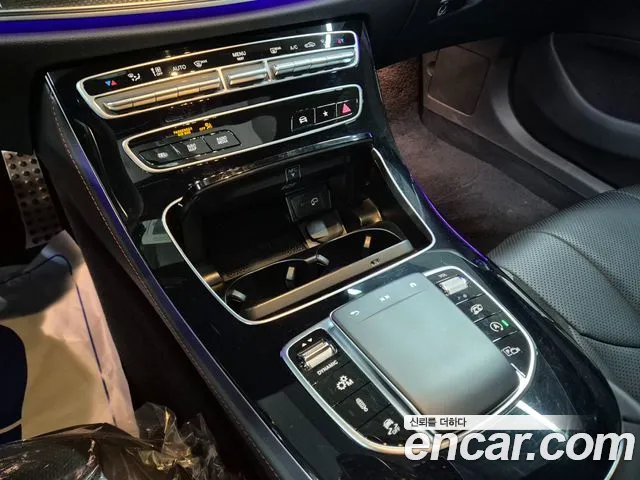 Mercedes-Benz CLS-Class — Фото автомобиля 12