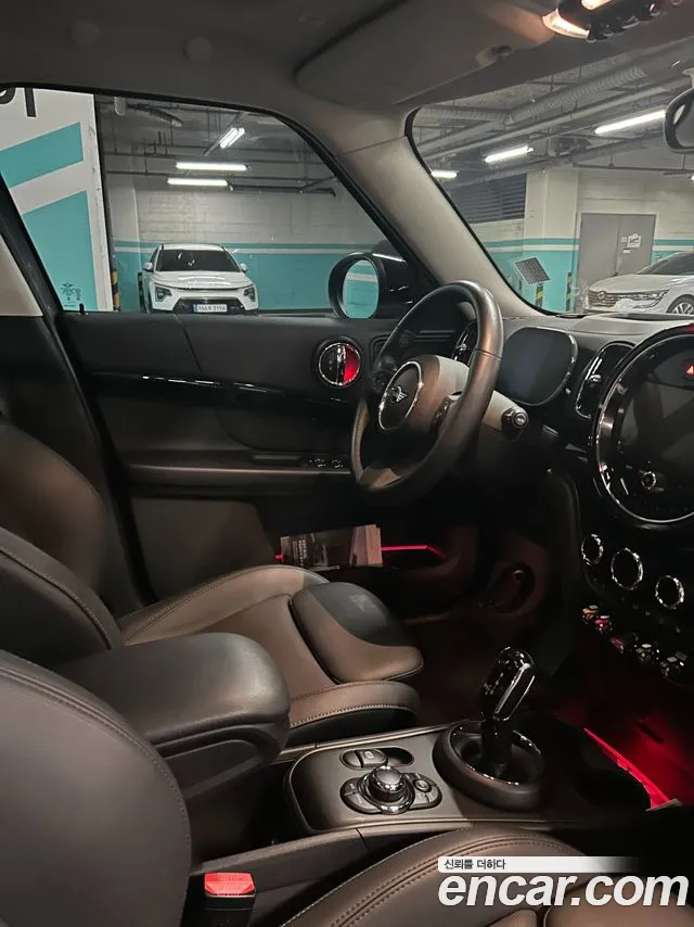 MINI Countryman — Фото автомобиля 11