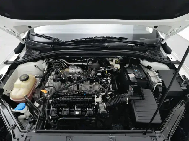 Roewe i5 — Фото автомобиля 6