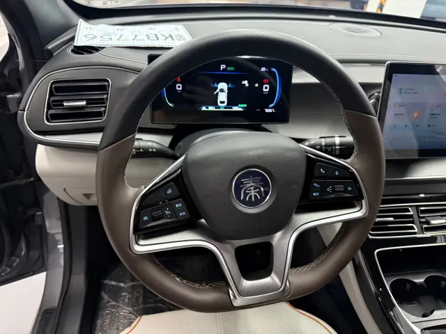 BYD Qin PLUS — Фото автомобиля 9