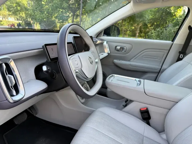 Leapmotor B10 — Фото автомобиля 9