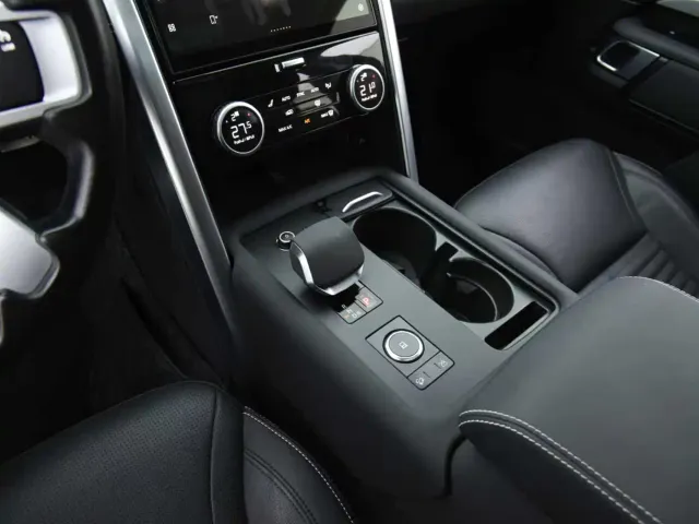 Land Rover Discovery — Фото автомобиля 14