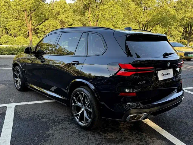 BMW X5 — Фото автомобиля 7