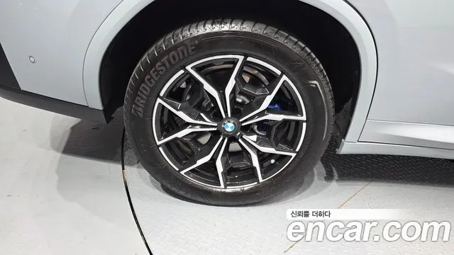 BMW X4 xDrive20i M Sport — Фото автомобиля 5