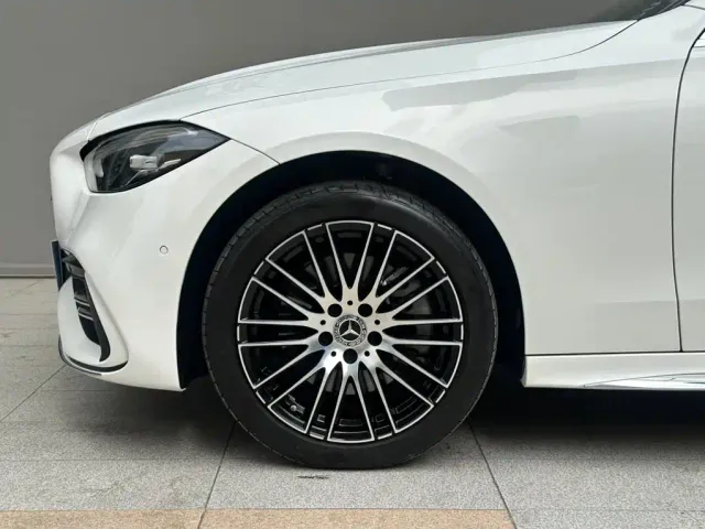 Mercedes-Benz C-Class — Фото автомобиля 5