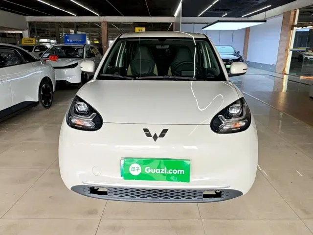 Wuling Bingo — Фото автомобиля 2