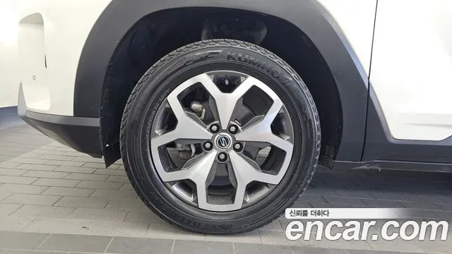 KGM Torres — Фото автомобиля 5