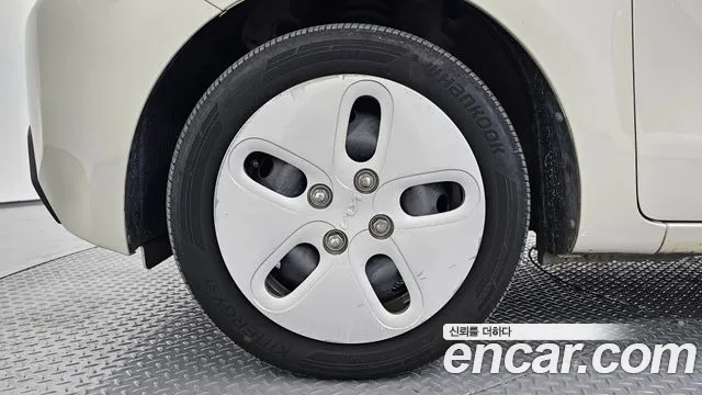 Kia RAY Новый Kia Ray Фургон — Фото автомобиля 5