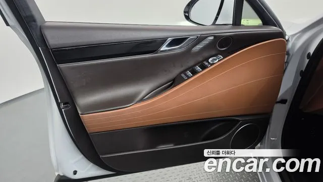 Genesis G80 RG3 — Фото автомобиля 13