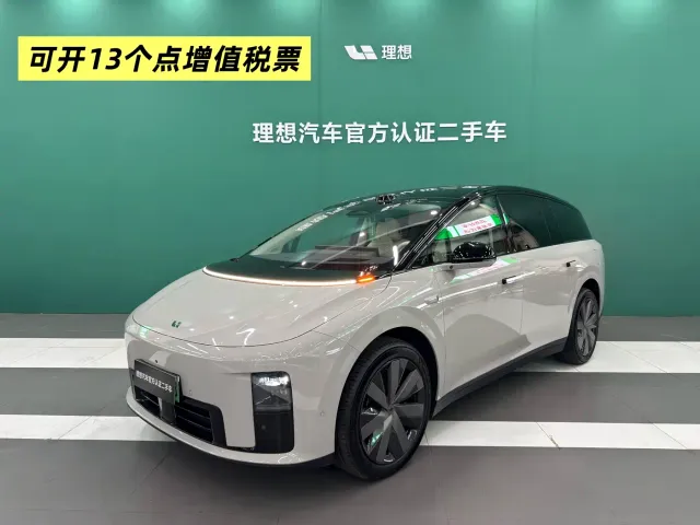 Фотография автомобиля — Li Auto i8