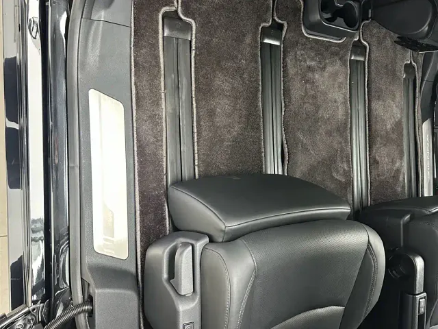 Toyota Sienna — Фото автомобиля 11