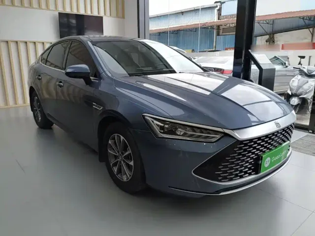 BYD Qin PLUS — Фото автомобиля 3