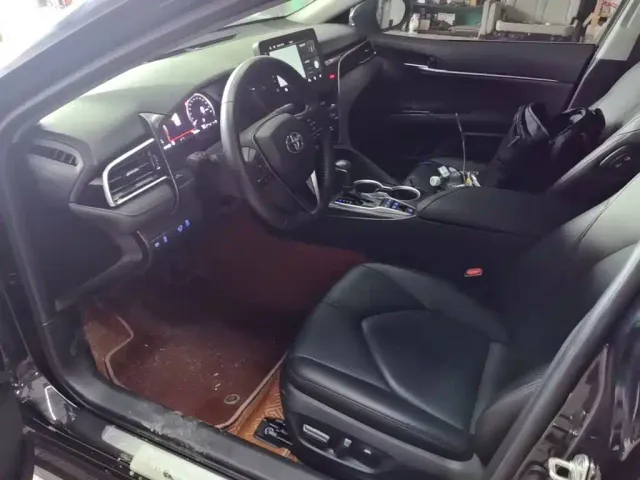 Toyota Camry — Фото автомобиля 14