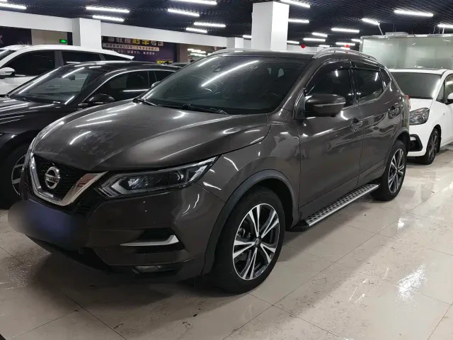 Фотография автомобиля — Nissan Qashqai