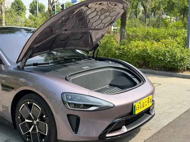 Xiaomi SU7 — Фото автомобиля 14
