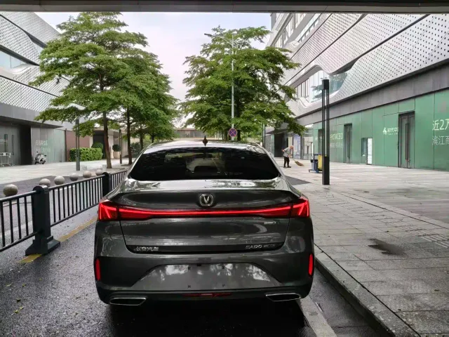 Changan Eado — Фото автомобиля 10